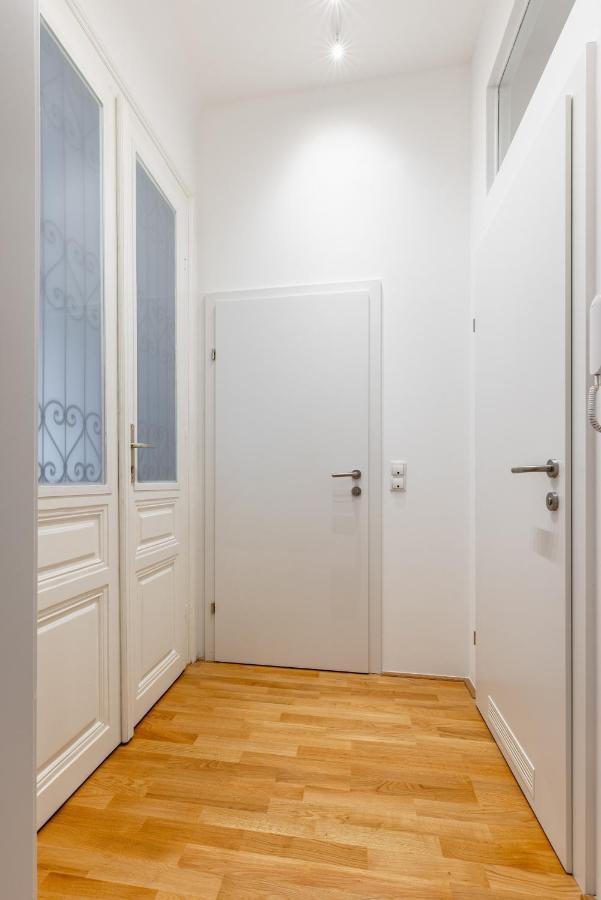 Trendy Apt With - Smart Tv, Coffee Machine In Meidling Viena Exterior foto